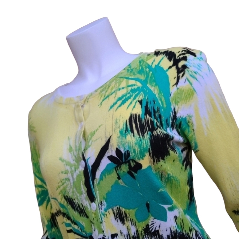 Tropical Floral Lightweight Cardigan Sweater PM Yellow Green Button Front 3/4 - Picture 3 of 15